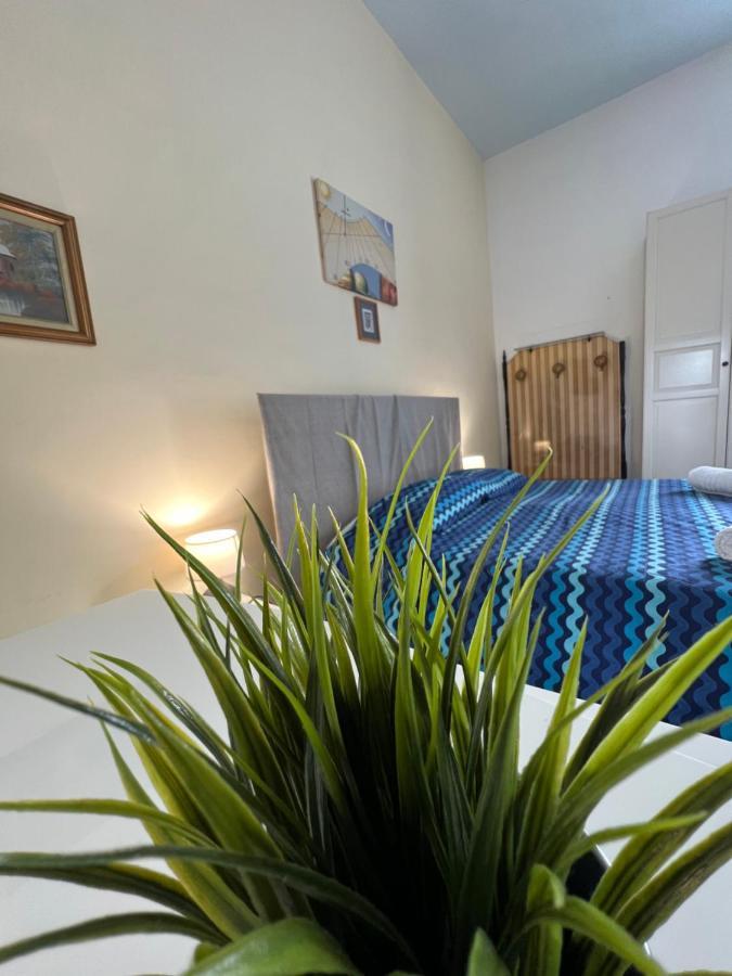 B&B Galileo Galilei กาแซร์ตา ภายนอก รูปภาพ